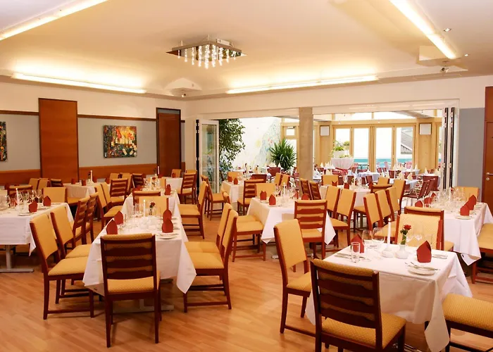 ガストホフ エルツヘルツォーク フランツ フェルディナンド ゲストハウス Markt Sankt Florian